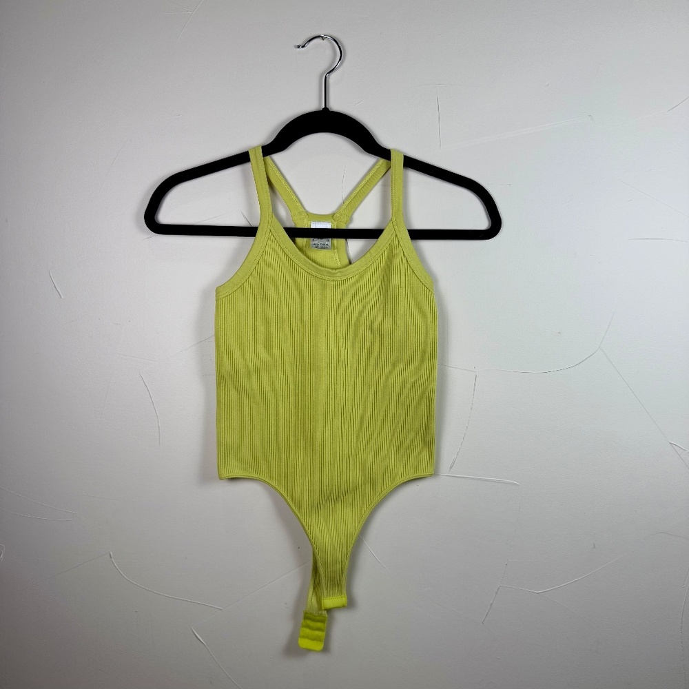 Dynamic Seamless Lime Ribbed Bodysuit | One Size - Picture 2 of 11